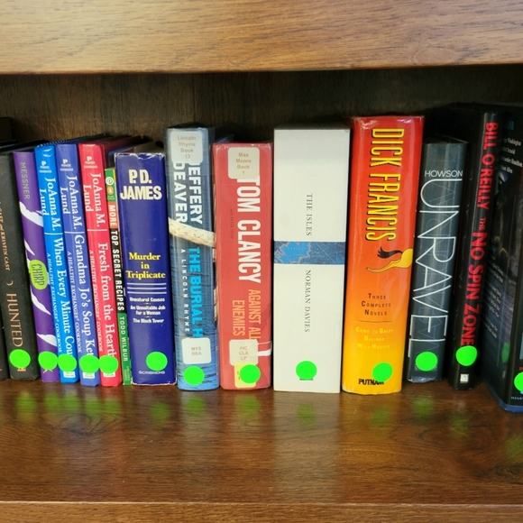 BOOKS Mystery Box 70 Pack for 275$ Rare, New & Vintage  (Read Descriptio… - Picture 9 of 16